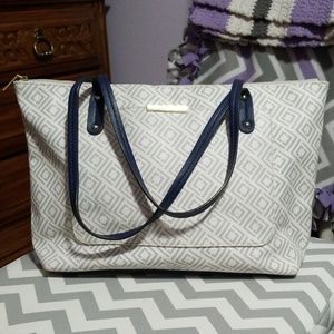 Liz Claiborne purse
